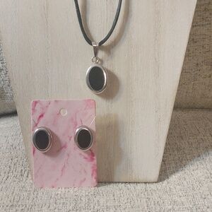 Sterling silver & Onyx necklace and earrings cord is 18" Mexico is stamp…
